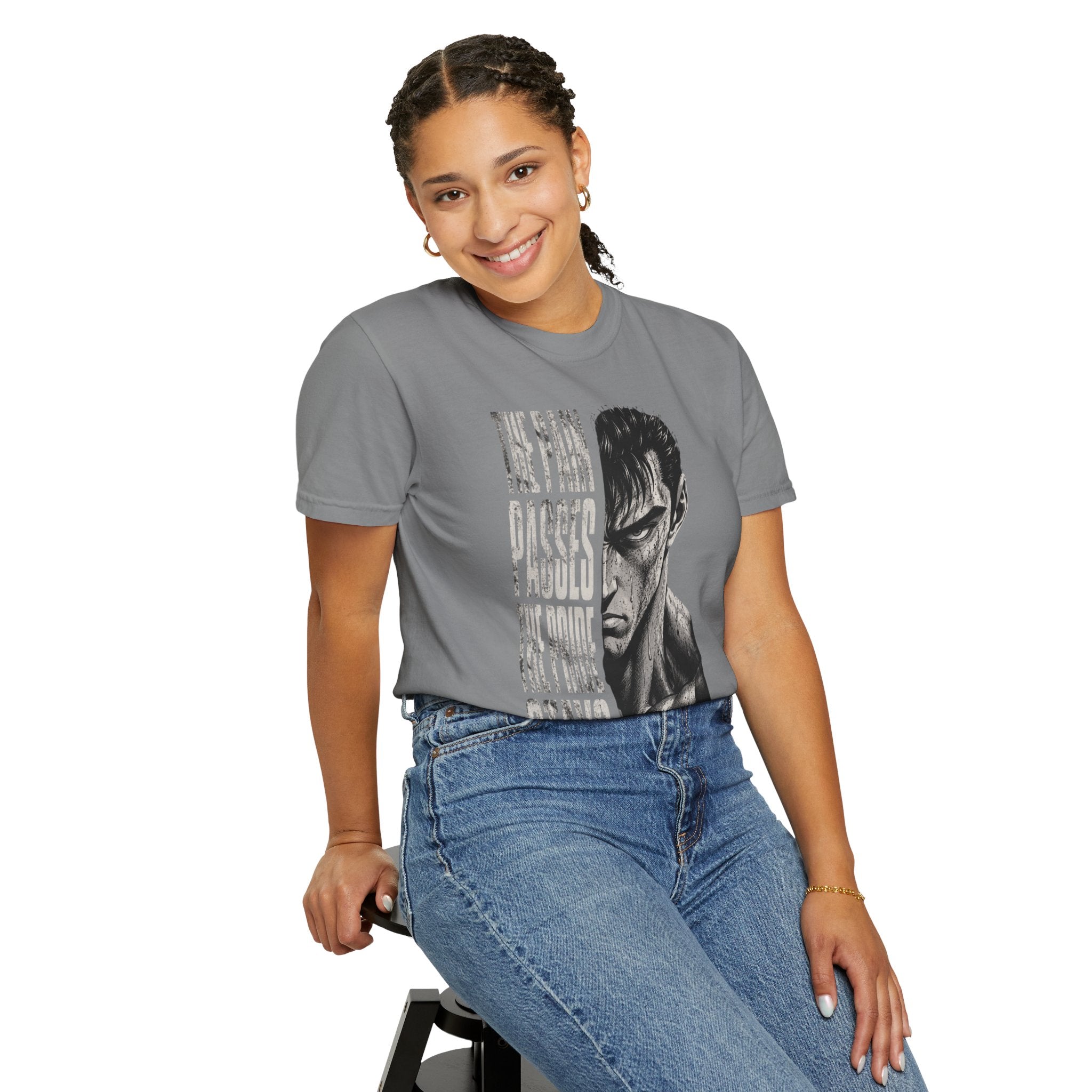 The Pain Passes Motivational T-Shirt