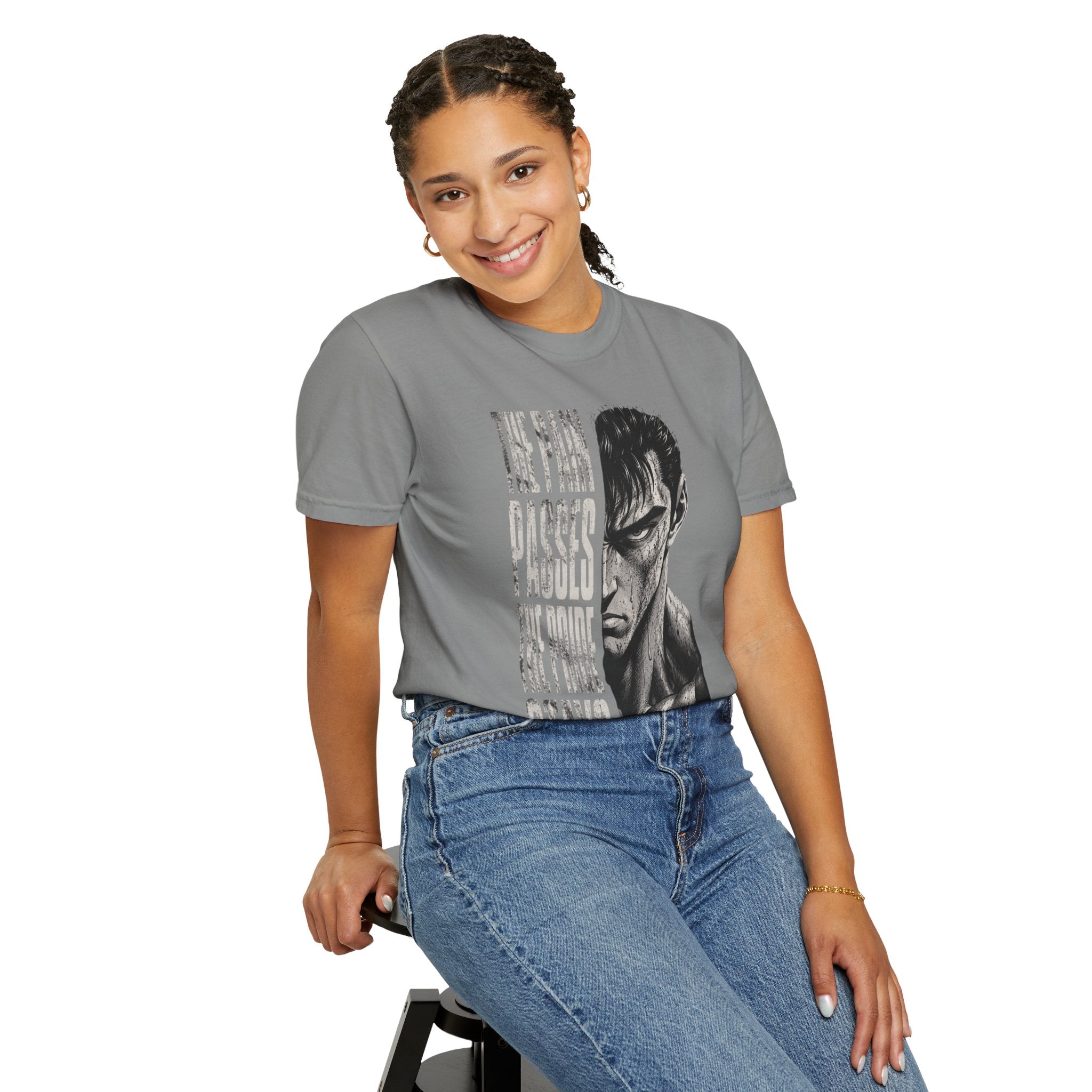 The Pain Passes Motivational T-Shirt